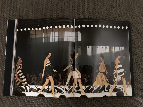 Image 1 of malene birger life & work uniformen bildbuch fotobuch