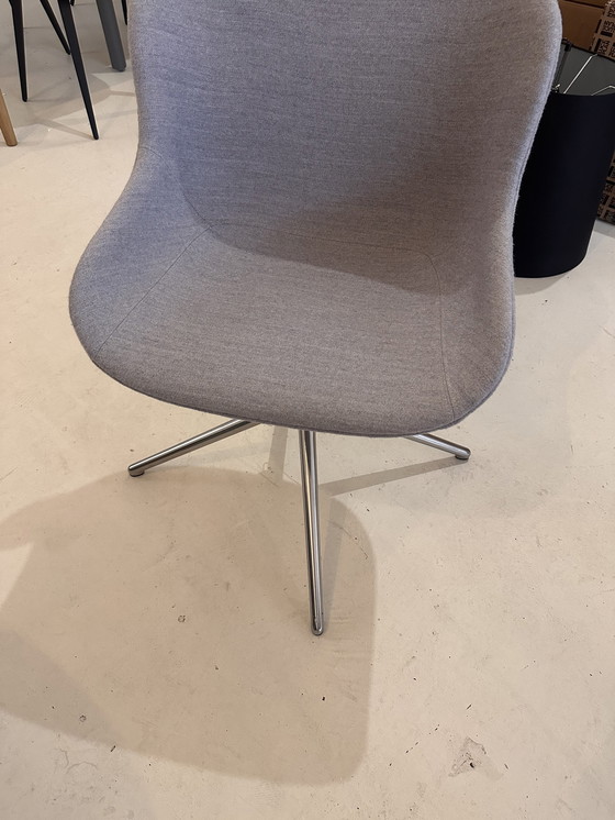Image 1 of Normann Copenhagen Hyg Stuhl drehbar