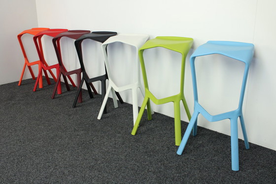 Image 1 of Barhocker Regal Miura Rot