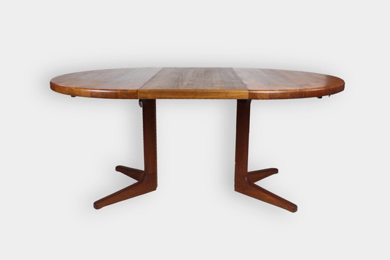 Image 1 of Ovaler dänischer Vintage Esstisch aus Teakholz