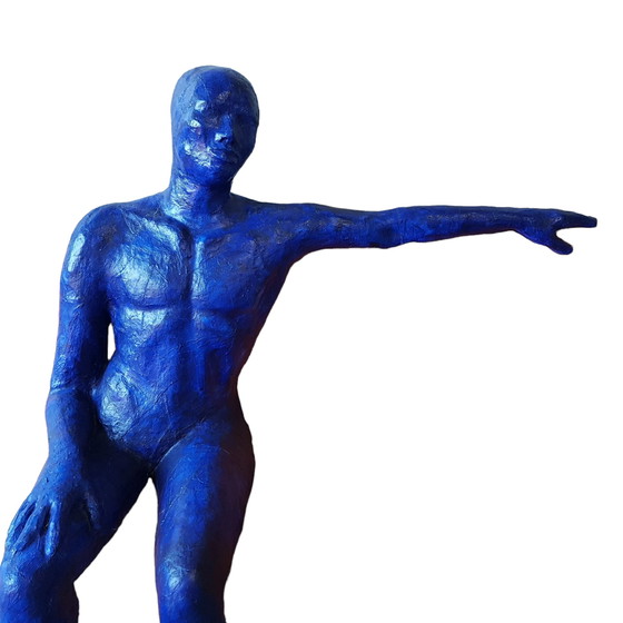 Image 1 of Sylvia Verschuren - Lebensgroßes Sofa