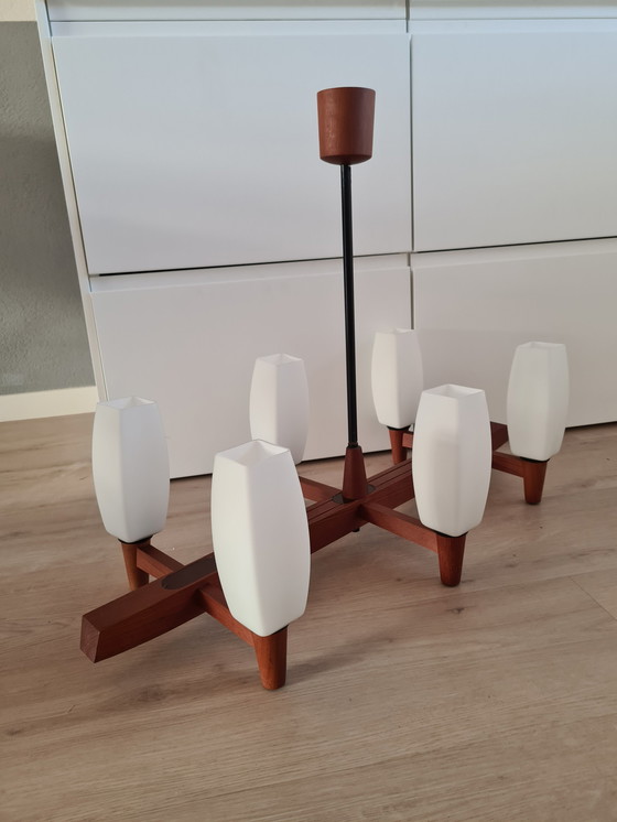 Image 1 of Midcentury Milchglas Hängelampe der 1950er/60er Jahre