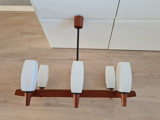 Image 1 of Midcentury Milchglas Hängelampe der 1950er/60er Jahre