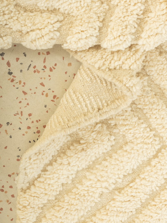 Image 1 of Unsichtbarer cremefarbener Berberteppich