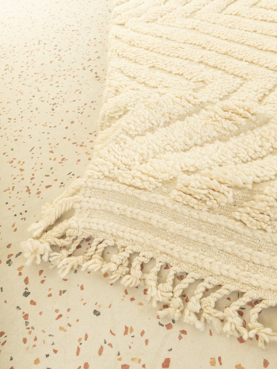 Image 1 of Unsichtbarer cremefarbener Berberteppich