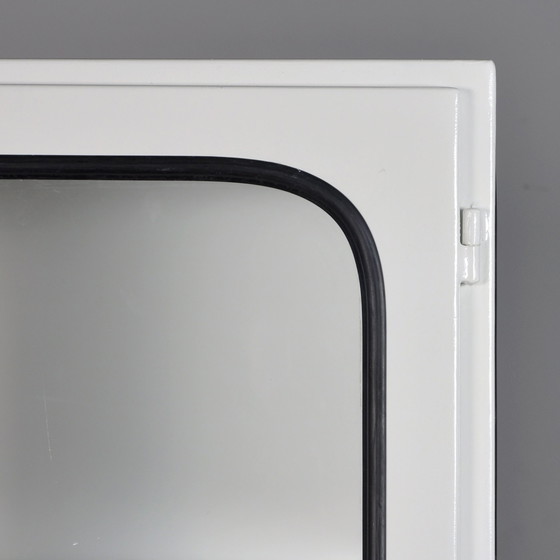 Image 1 of Vintage Medizinschrank