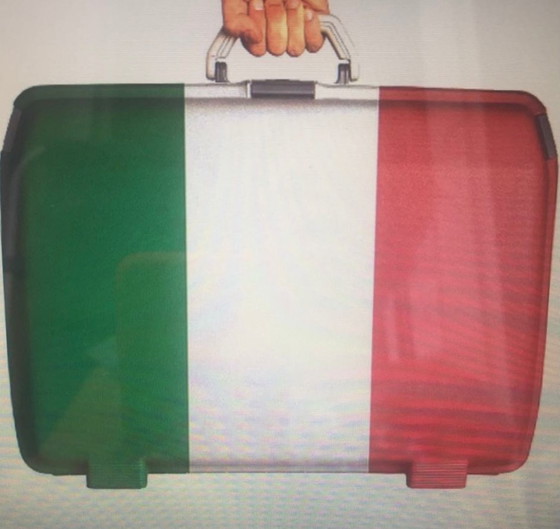 Image 1 of Artemide Mailand Selene Stoelen Vico Magistretti