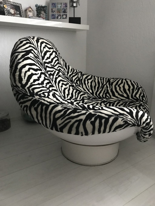 Mario Bruni Rodica-Stuhl