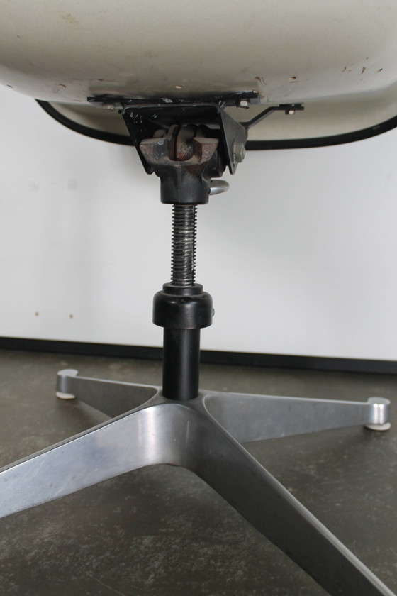 Image 1 of 3x Herman Miller Sessel mit hoher Rückenlehne