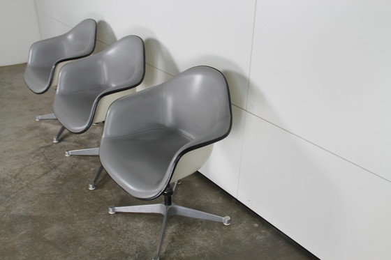 Image 1 of 3x Herman Miller Sessel mit hoher Rückenlehne