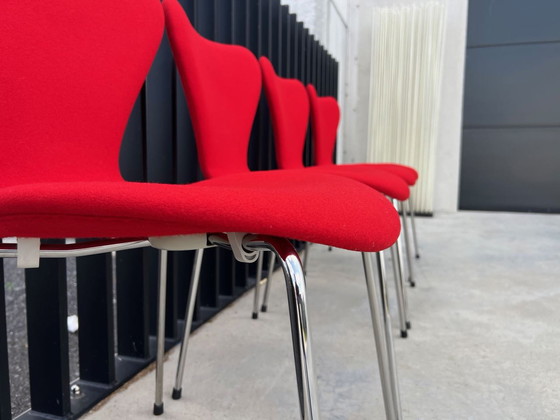 Image 1 of 4x Fritz Hansen Arne Jacobsen Schmetterlingsstühle