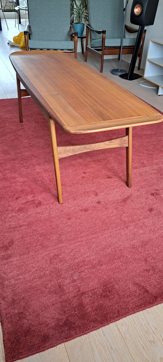 Image 1 of Arne Hovmand-Olsen Warm Nordic Surfboard – Walnuss