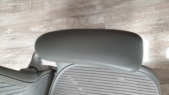 Image 1 of Herman Miller Aeron B Vollausstattung Carbon