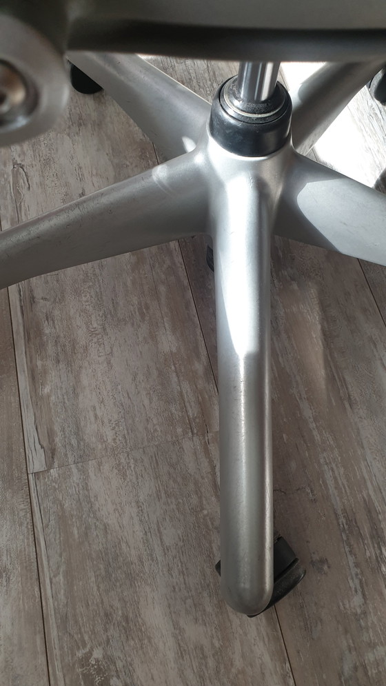 Image 1 of Herman Miller Aeron B Vollausstattung Carbon