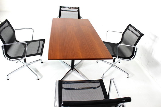 Image 1 of J.M. Thomas for Wilhelm Renz, height-adjustable Mid-Century combination dining table / coffee table in teak and chrome