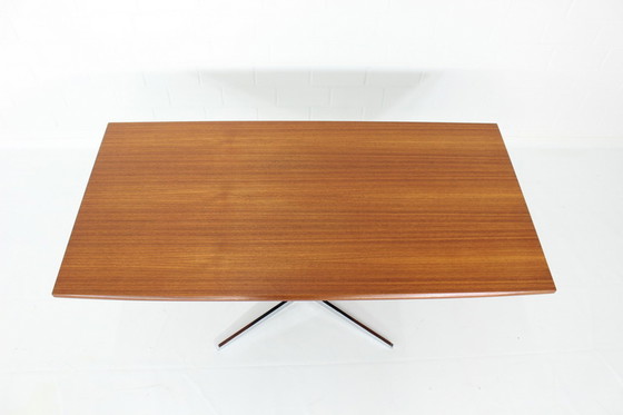 Image 1 of J.M. Thomas for Wilhelm Renz, height-adjustable Mid-Century combination dining table / coffee table in teak and chrome