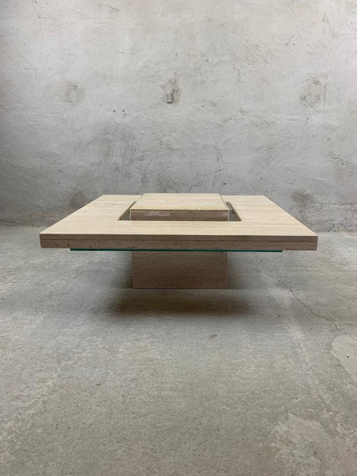 Italienischer Couchtisch aus Travertin