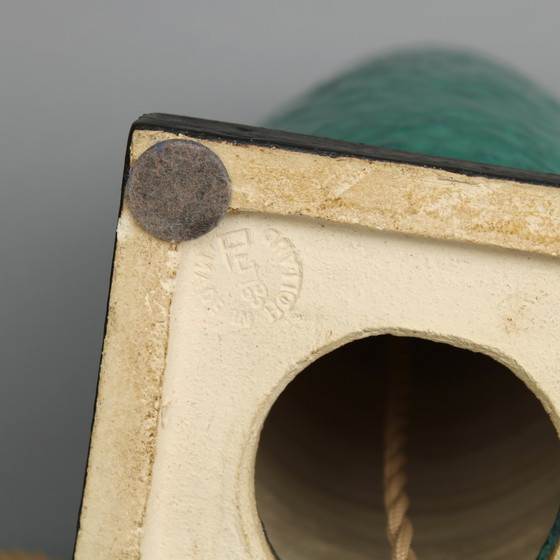 Image 1 of Pieter Groeneveldt – Lampensockel aus glasiertem Steingut mit Schirm