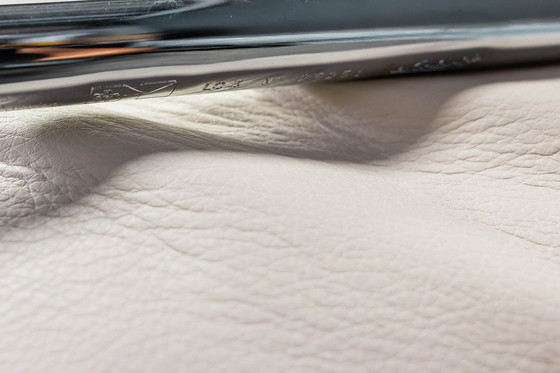 Image 1 of Corbusier LC3, 3-Sitzer