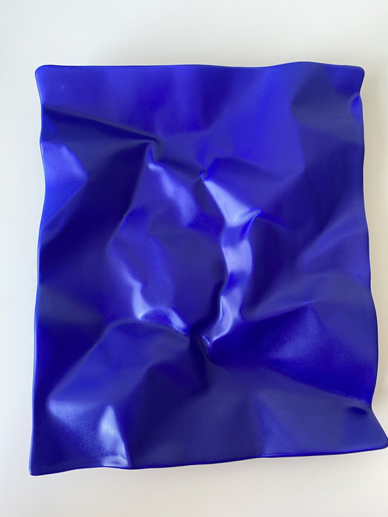 Image 1 of Zerknitterter Teller - 80er Jahre Design - Axis Design von Carol McNicoll