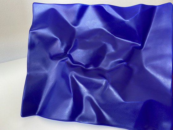 Image 1 of Zerknitterter Teller - 80er Jahre Design - Axis Design von Carol McNicoll