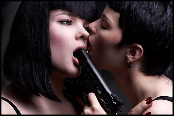 Image 1 of Suzi9mm - Zögere nie