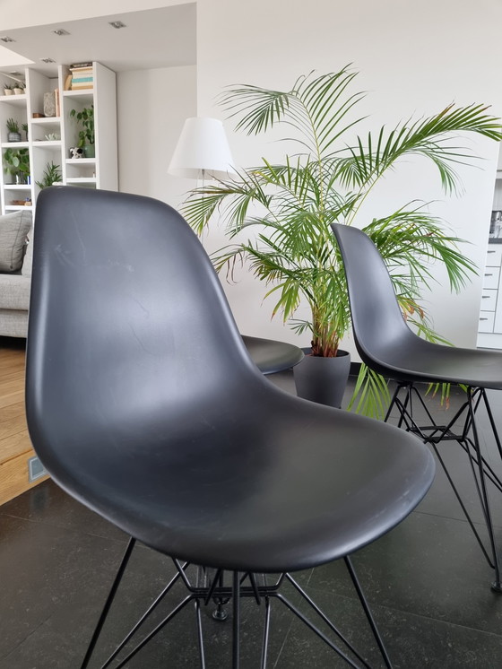Image 1 of 6 Vitra Eames Chairs DSR 6er-Set