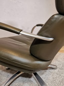 Leolux Formi Phase II Lederchair