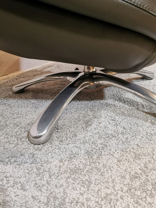 Leolux Formi Phase II Lederchair