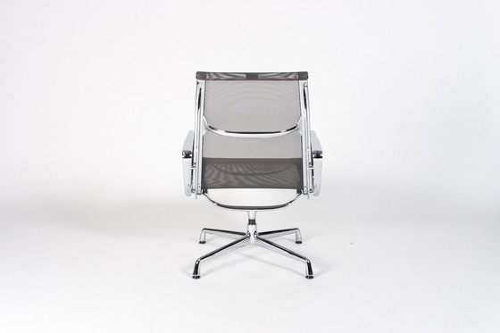 Image 1 of Vitra Eames EA116 Stuhl