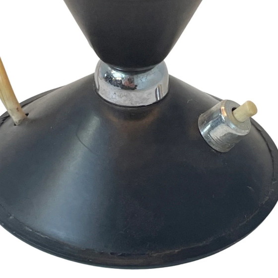 Image 1 of Ca. 60er Jahre Design – Tischleuchte mit geripptem Opalglas – 