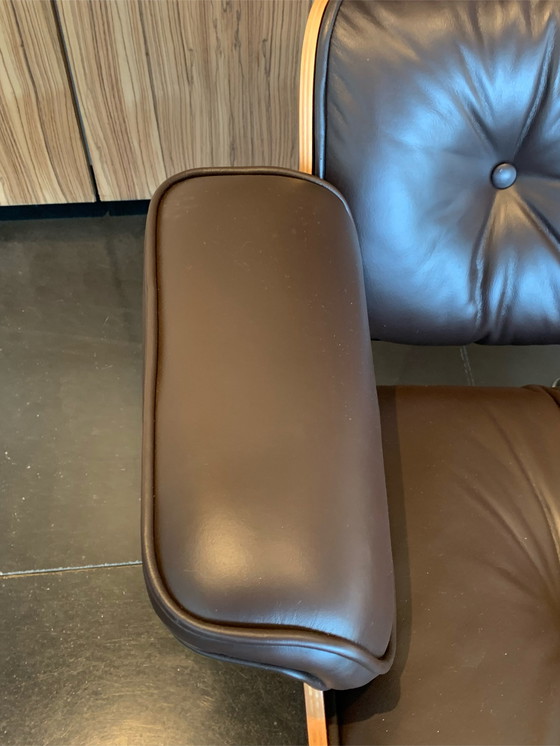 Image 1 of Herman Miller Eames Lounge Chair + Fußhocker