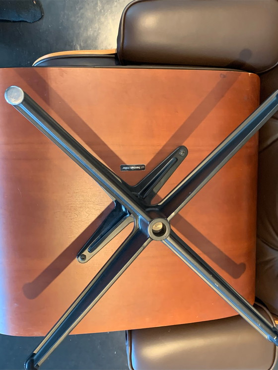 Image 1 of Herman Miller Eames Lounge Chair + Fußhocker