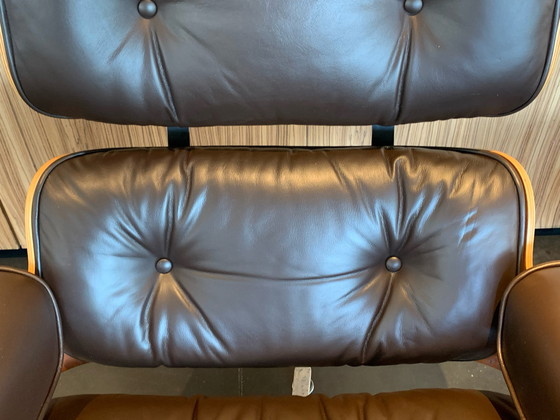 Image 1 of Herman Miller Eames Lounge Chair + Fußhocker