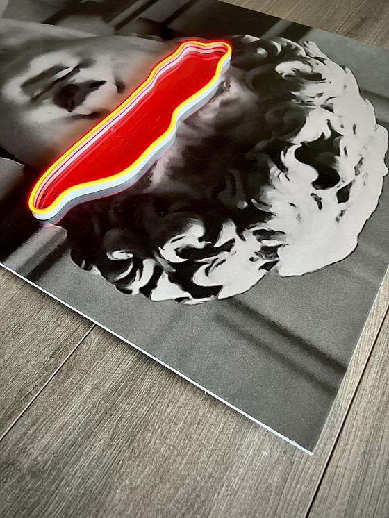 Image 1 of LEDMansion David Rot Band LED- Kunst