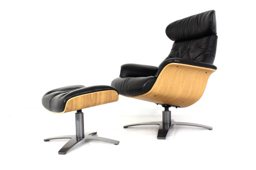 multi functional Scandinavian Lounge Chair / Sessel with Leather and Oak