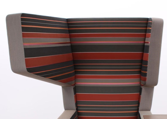 Image 1 of Proof Earchair