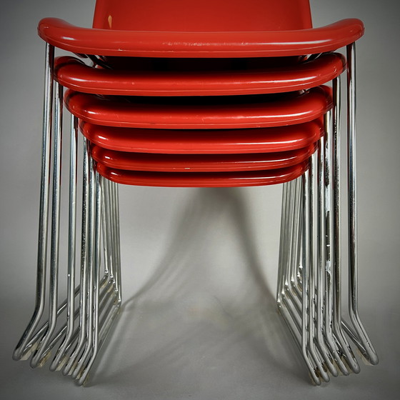 Image 1 of 6x Artifort Beso Eimerstuhl von Khodi Feiz