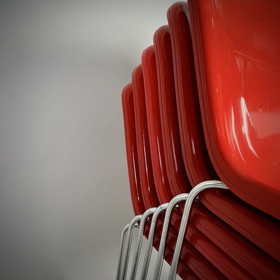 Image 1 of 6x Artifort Beso Eimerstuhl von Khodi Feiz