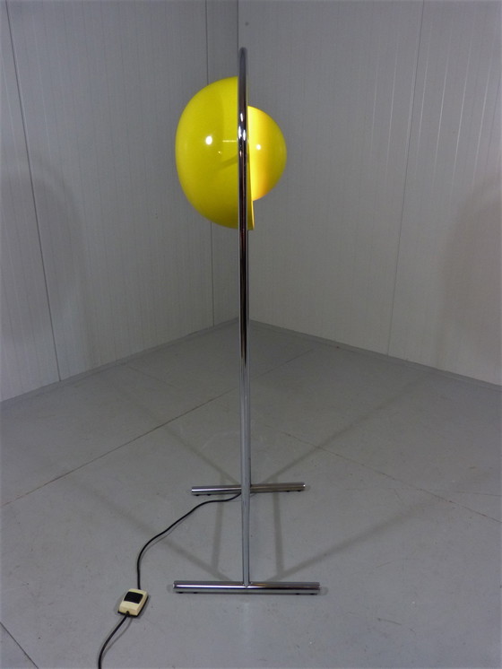 Image 1 of Blumentopf-Stehlampe
