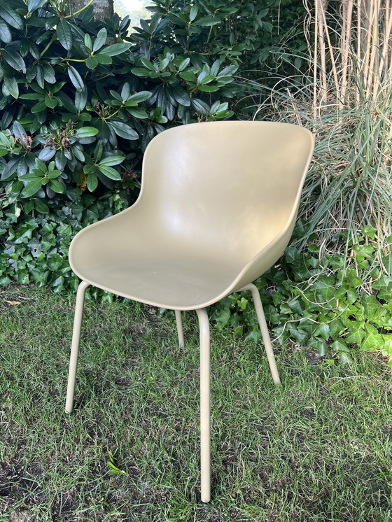 Image 1 of Normann Copenhagen Hyg Esszimmerstuhl oliv