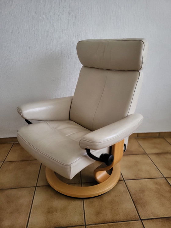 Image 1 of 2x Stressless Stühle mit Fußhockern