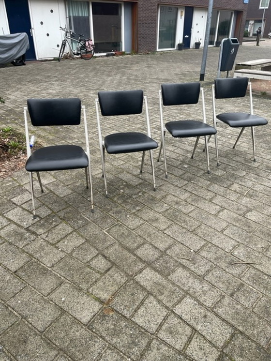 Image 1 of 4x Wim Rietveld Pyramid Chair für Ahrend de Circle