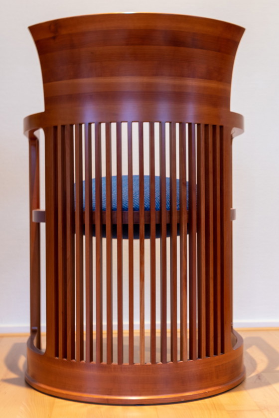 Image 1 of Cassina 606 Tonnenstuhl