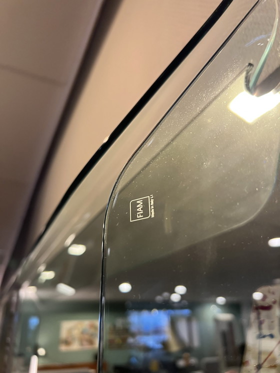 Image 1 of Platz der Fiam-Spiegel-Galerie