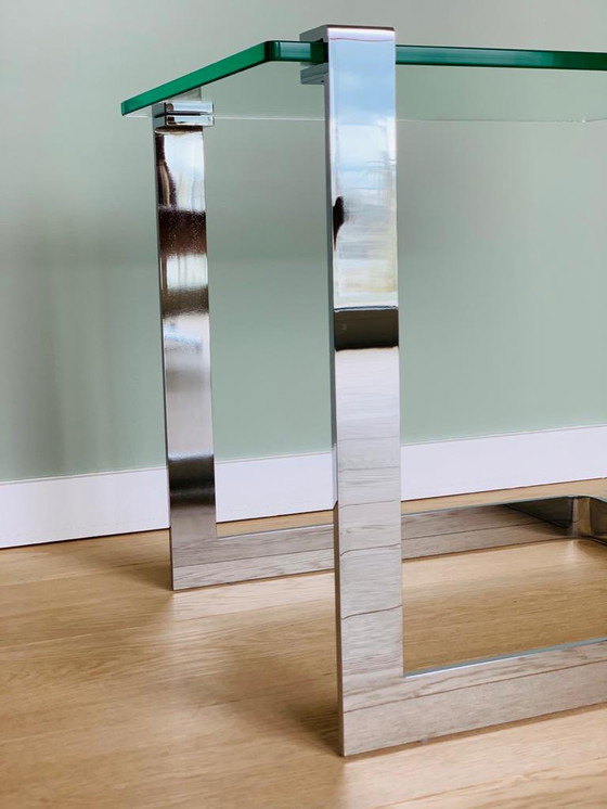 Image 1 of Beistelltisch mit verchromter Basis und Glasplatte