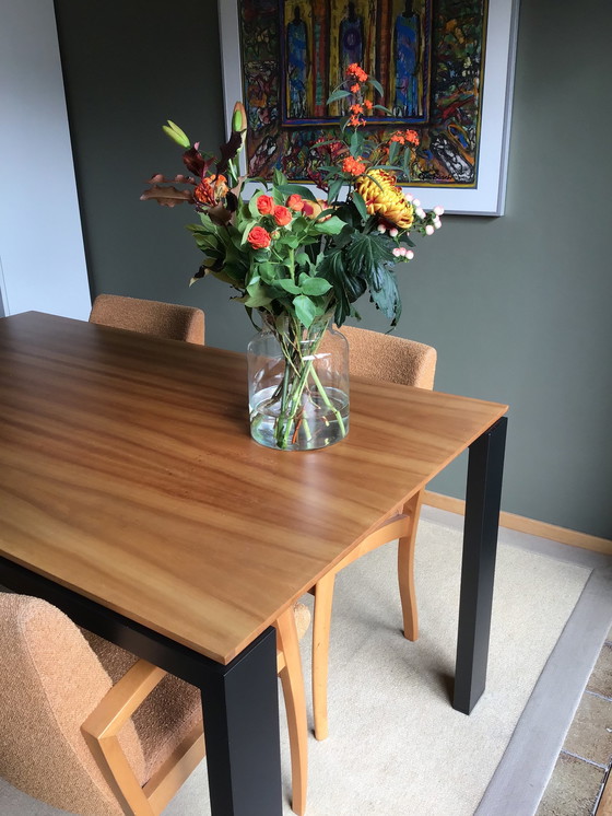 Image 1 of Grafischer Esstisch im Arco Design