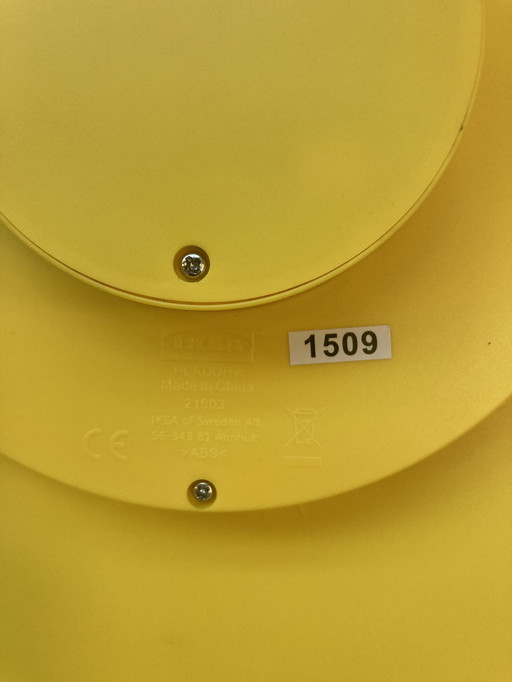 Chenyi Ke Uhr 'Pladdra'