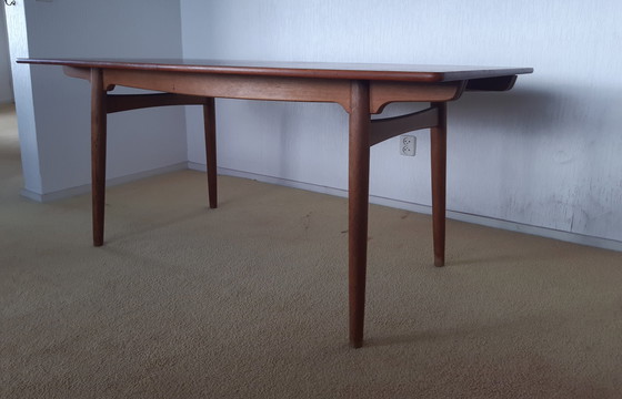 Image 1 of Esszimmergarnitur von Hans J. Wegner