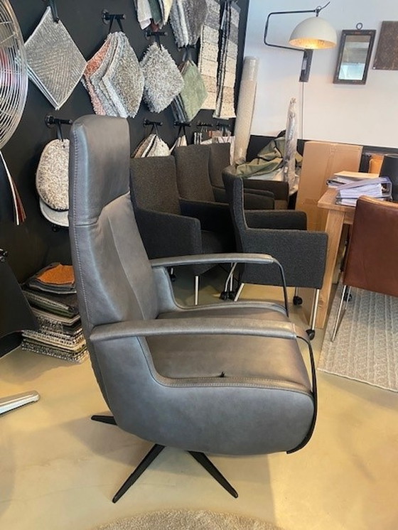 Image 1 of Leder Liegestuhl fabelhaft fünf De Toekomst